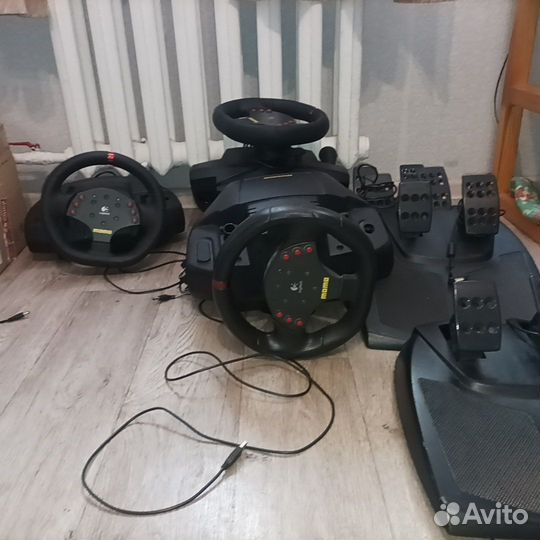 Руль logitech momo racing
