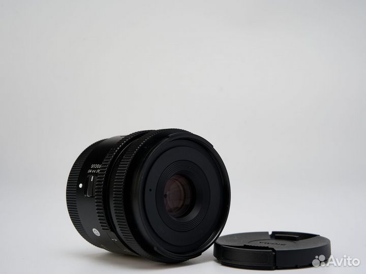 Sigma 45mm f/2.8 DG Sony E