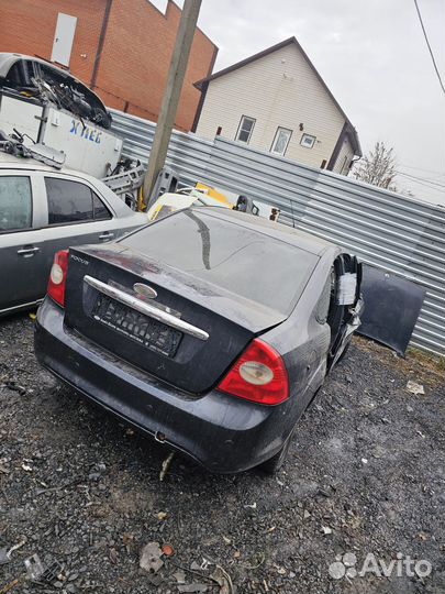 Задняя часть крылья ford focus 2 рест