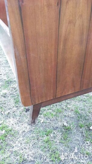 Винтажная кровать