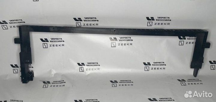 Кронштейн радиатора L7/9 Lixiang L7 2024