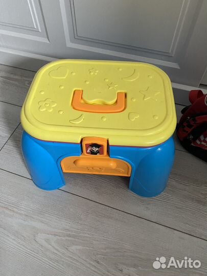 Стульчик-парта и рюкзачок