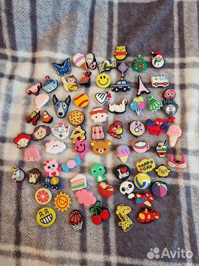 Джибитсы для crocs 4+1 бесплатно