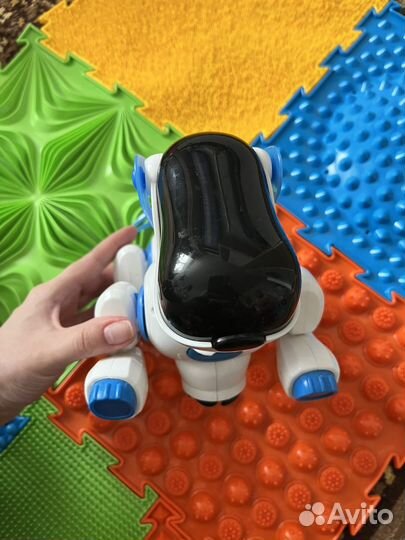 Собака интерактивная робот