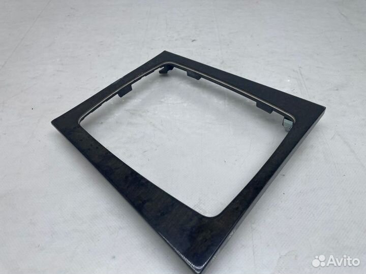 Накладка центральной консоли Mercedes-Benz C W204