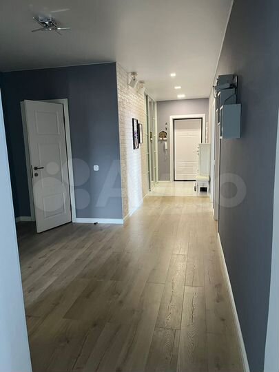 3-к. квартира, 140 м², 5/7 эт.