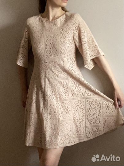 Zara летнее гипюровое платье бежевого цвета, s