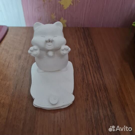 Подставка для телефона из гипса