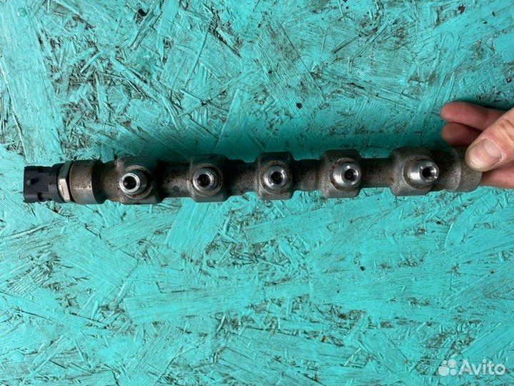 Топливная рампа Kia Soul 1. AM D4FB 08-14