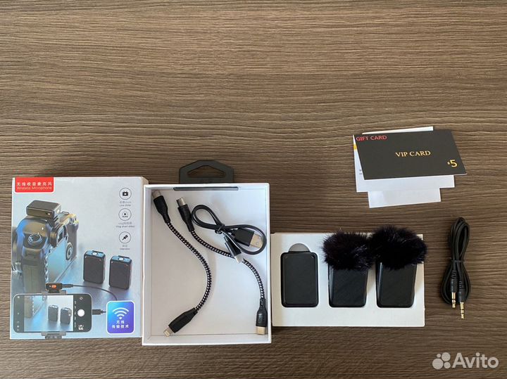 Безпроводной петличный микрофон