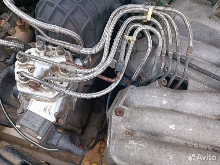 Дозатор Распредилитель топлива 2.3 Ауди