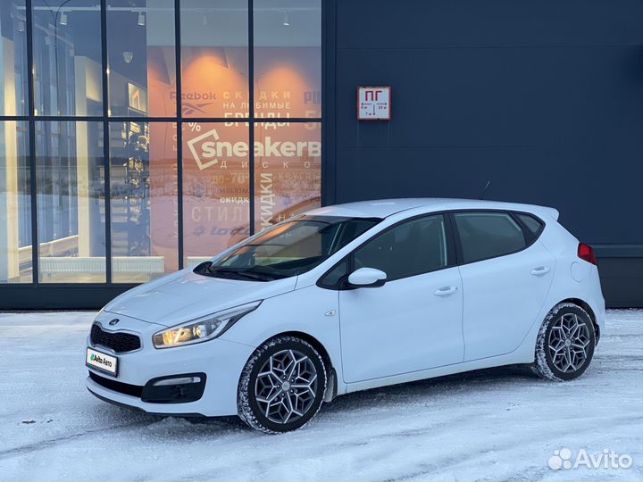 Kia Ceed 1.6 AT, 2015, 70 800 км
