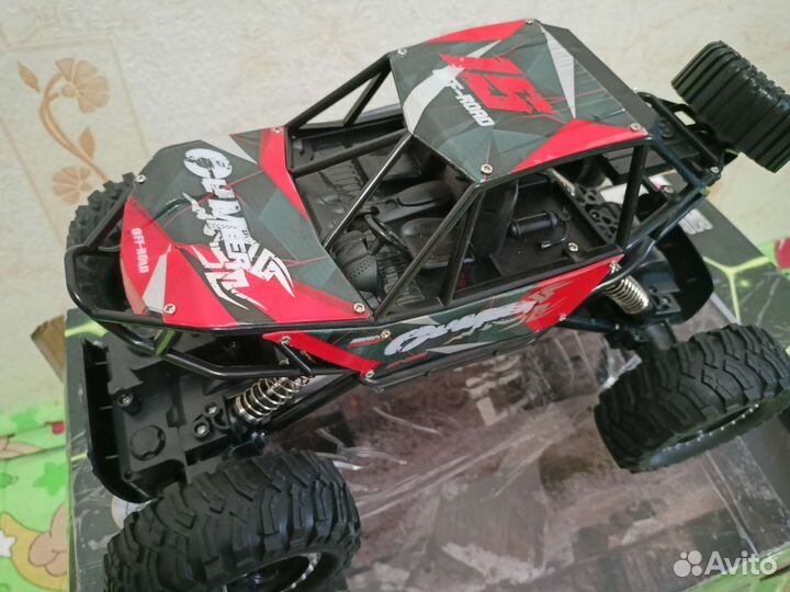 Машина джип на радиоуправлении