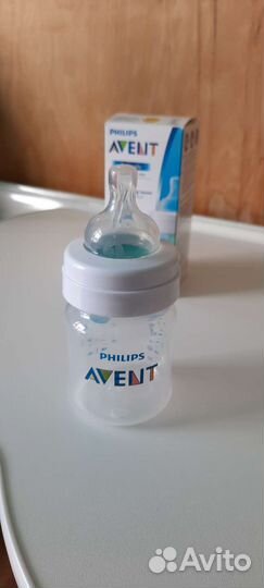 Бутылочки авент и пустышки