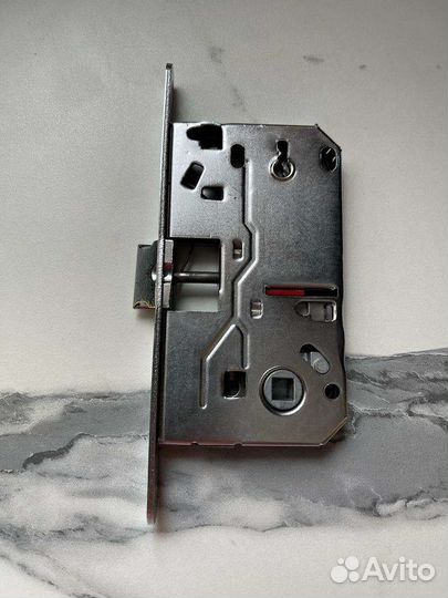 Дверной замок врезной Bonaiti 18 мм