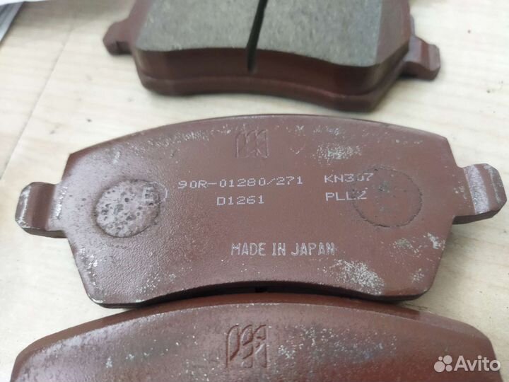 Колодки тормозные передние LADA, Nissan, Renault