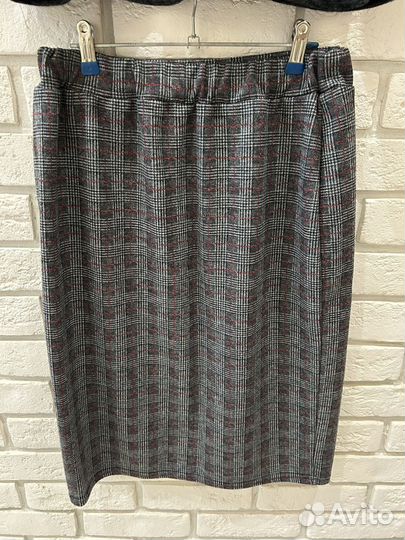 Костюм женский 52