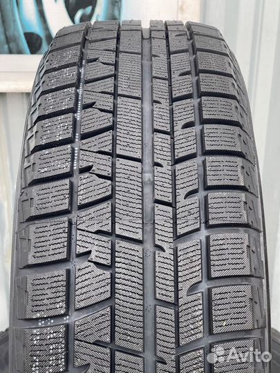 Yokohama Ice Guard IG50+ 215/65 R16 98Q