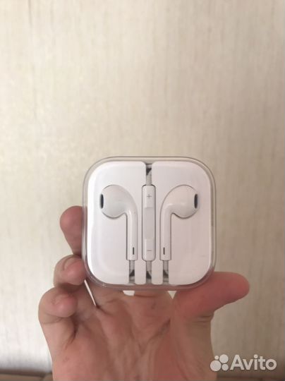 Оригинальные наушники earpods