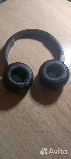 Беспроводные наушники JBL T450BT