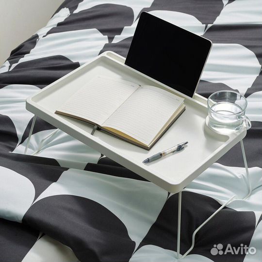 Столик поднос в кровать на ножках ноутбука Икеа