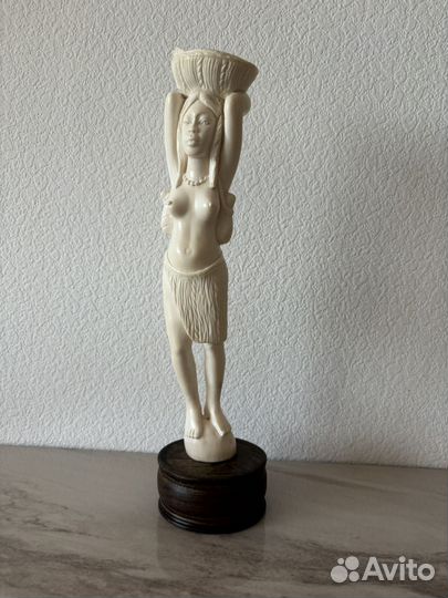 Статуэтка 32 см кость Африка