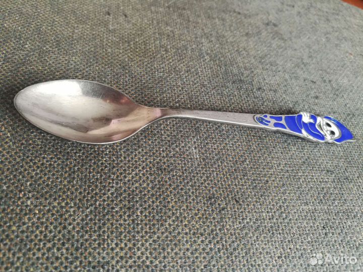 Детская серебряная ложка