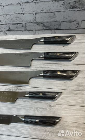 Набор кухонных ножей