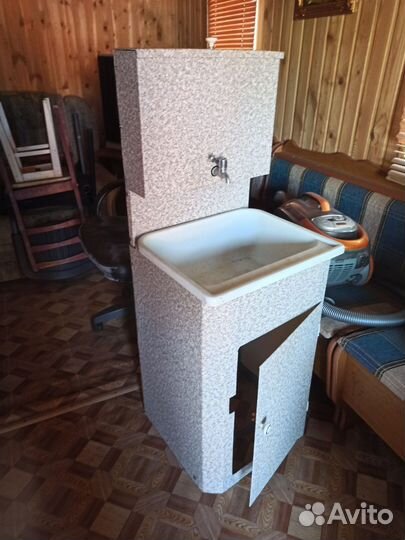 Умывальник дачный