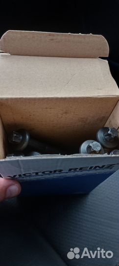 Комплект болтов гбц