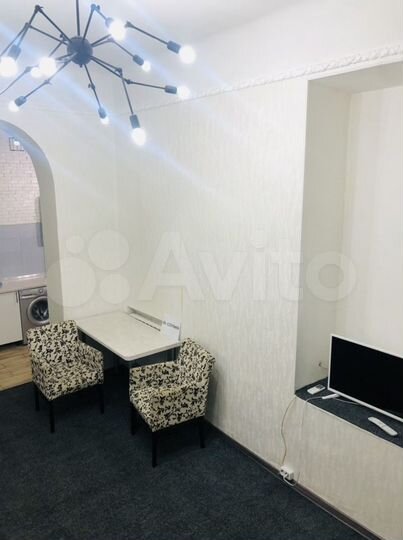 1-к. квартира, 42 м², 1/2 эт.