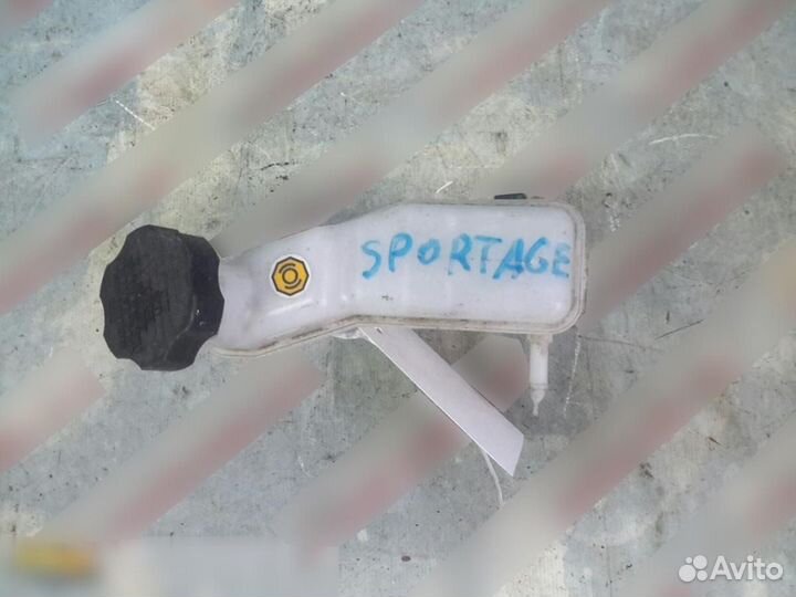 Бачок главного тормозного цилиндра Kia Sportage 20