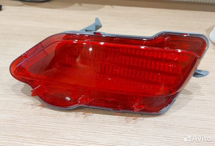 Катафот Фонарь задний правый Toyota Rav 4