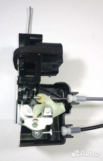 Замок двери Ssangyong New Actyon 7121034021