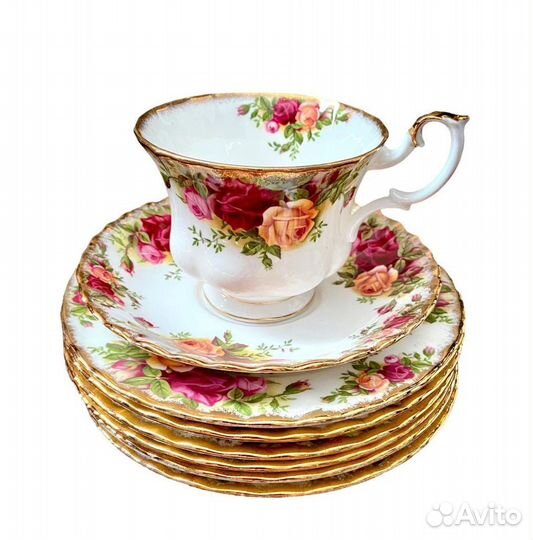 Чайное трио Royal Albert. Old Country Roses