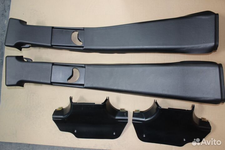 Обшивки центральных стоек салона комплект W140