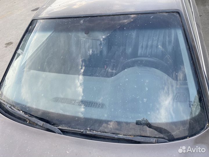 Стекло лобовое (ветровое) Audi A8 D2 (1994—1999)