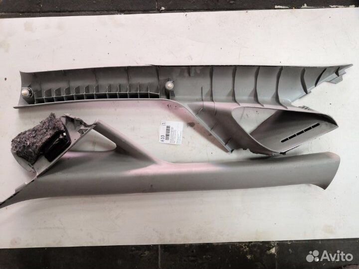 Накладка на стойку кузова передняя Toyota Wish