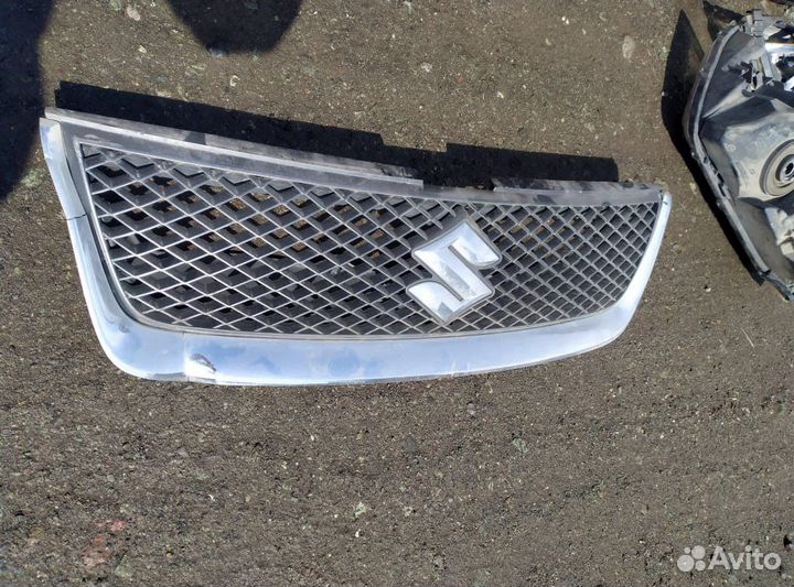 Решетка на suzuki escudo 2008 год TD 54