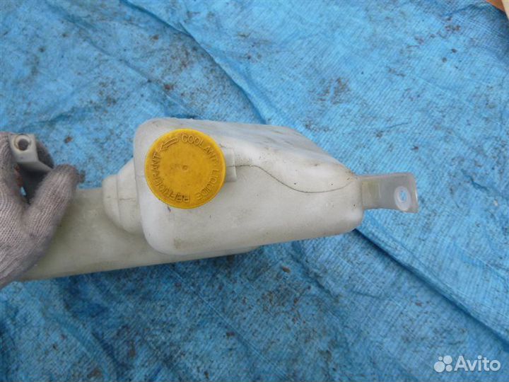 Расширительный бачок Nissan Safari wfgy61 TB48DE