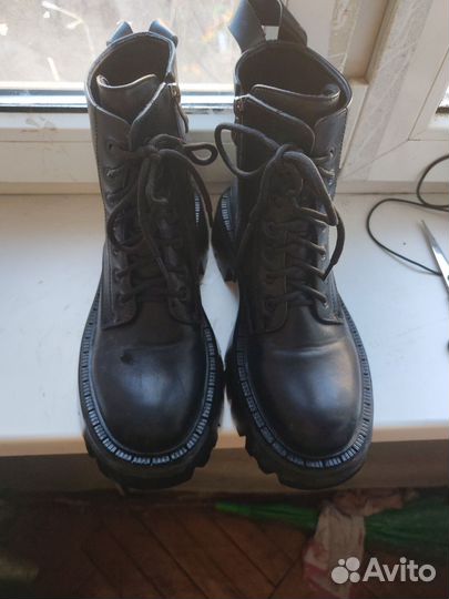 Ботинки женские