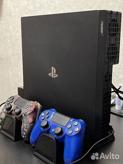 Sony playstation 4 pro 1tb