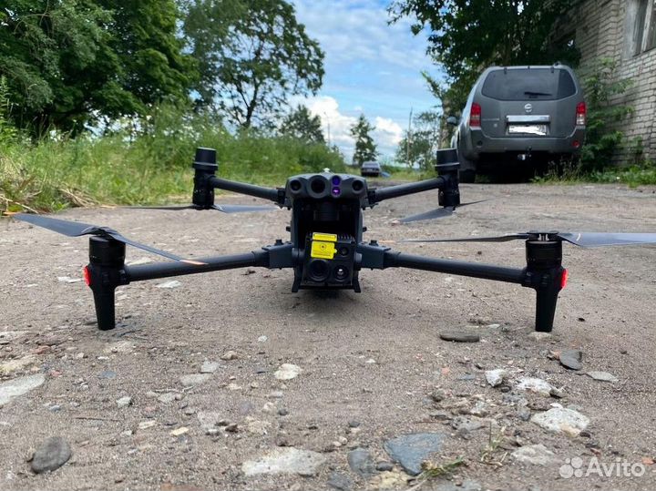Квадрокоптер Matrice 30T