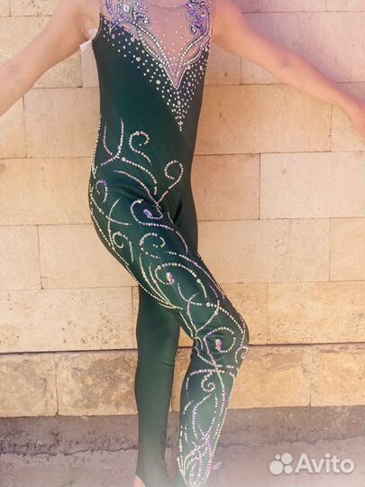 Костюм для художественной гимнастики и чир спорта