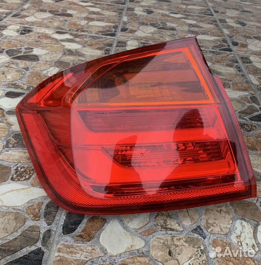 Фонарь задний левый в крыло bmw f30
