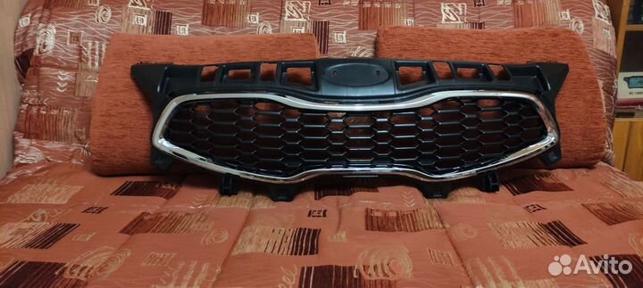Решотка радиатора на kia ceed 2