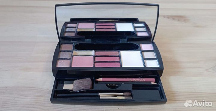 Палетка для макияжа Lancome Absolu Voyage