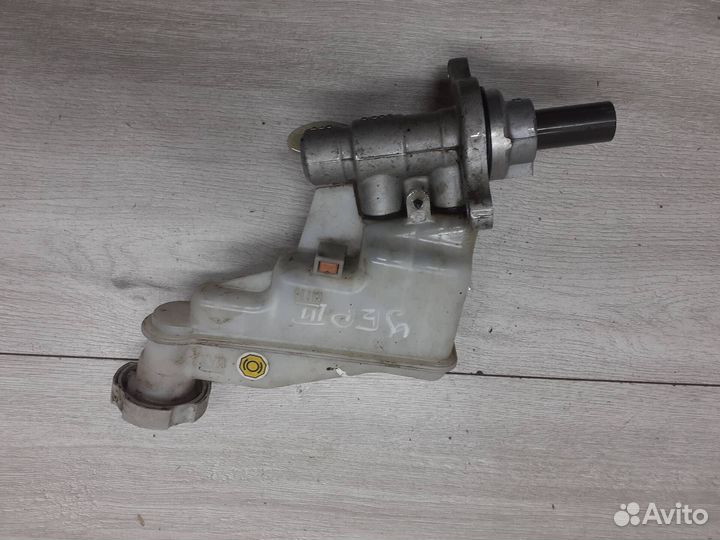 Главный тормозной цилиндр Kia Cerato 3