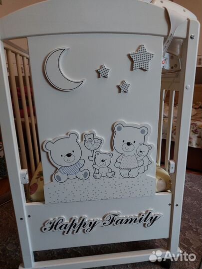 Кроватка для новорожденых