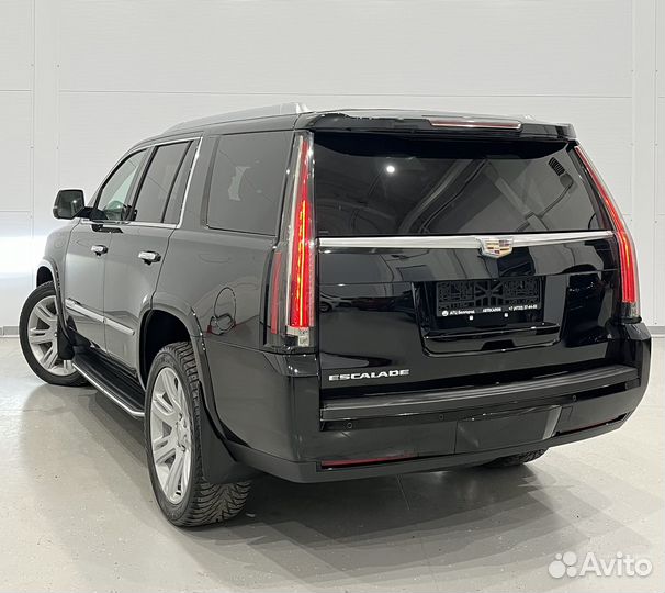 Cadillac Escalade 6.2 AT, 2016, 157 290 км